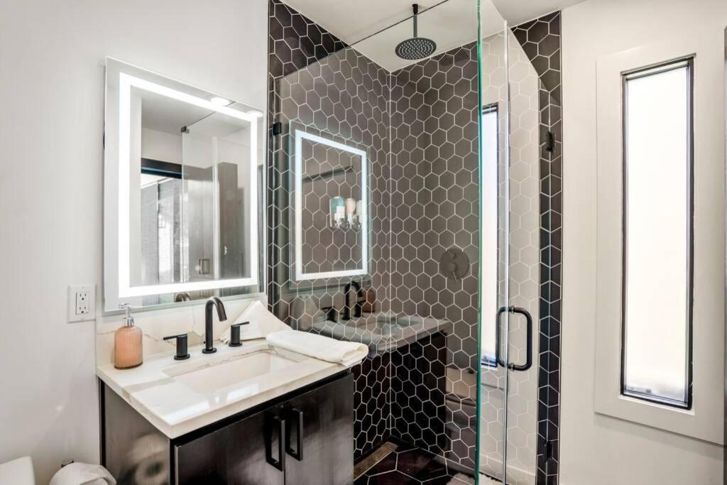 Quantum Tiny Loft At East End Revitalized Houston Exterior foto